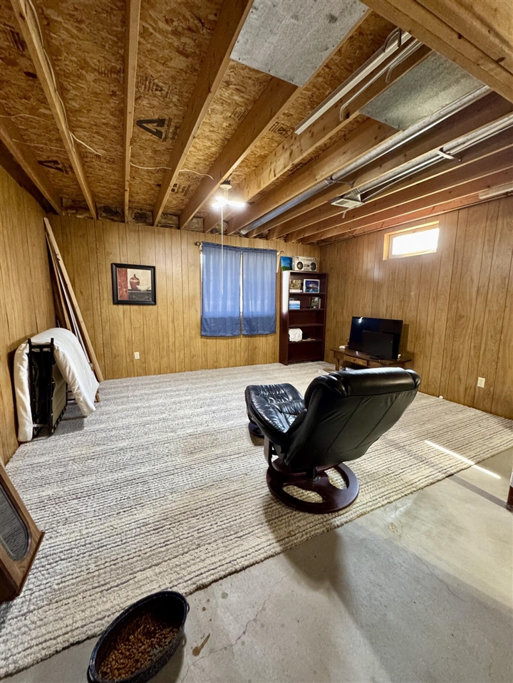 305 Monroe Avenue, Big Rapids, MI, 49307-1353