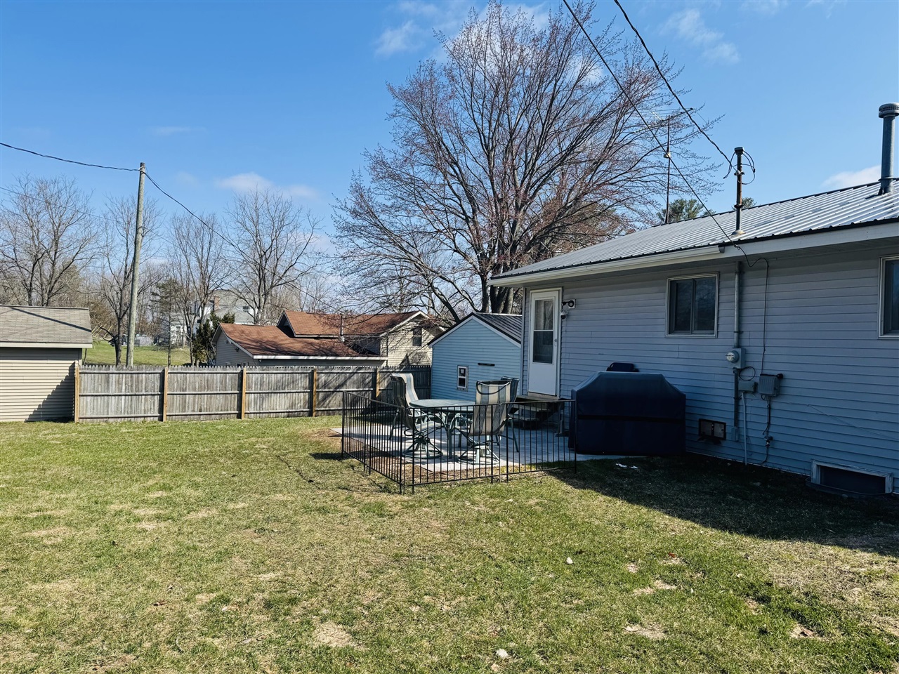 305 Monroe Avenue, Big Rapids, MI, 49307-1353