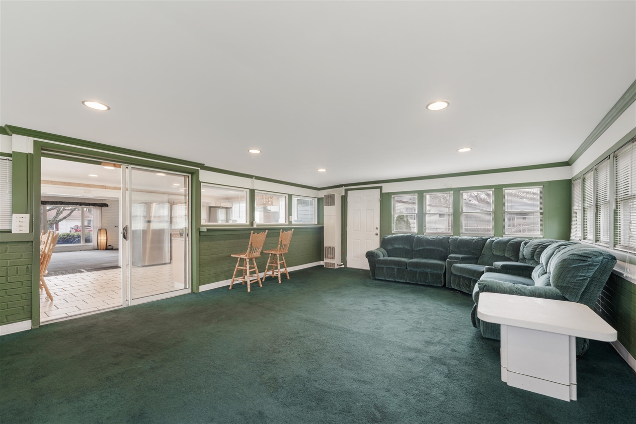 6220 Date Street, Portage, MI, 49024-2706