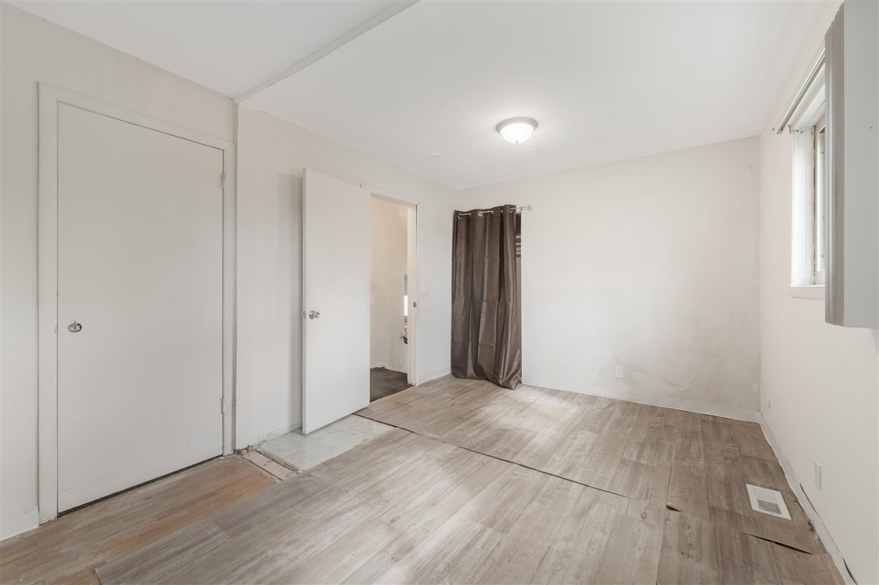 6220 Date Street, Portage, MI, 49024-2706