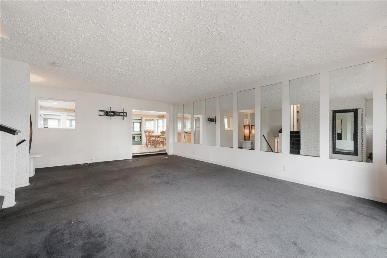 6220 Date Street, Portage, MI, 49024-2706