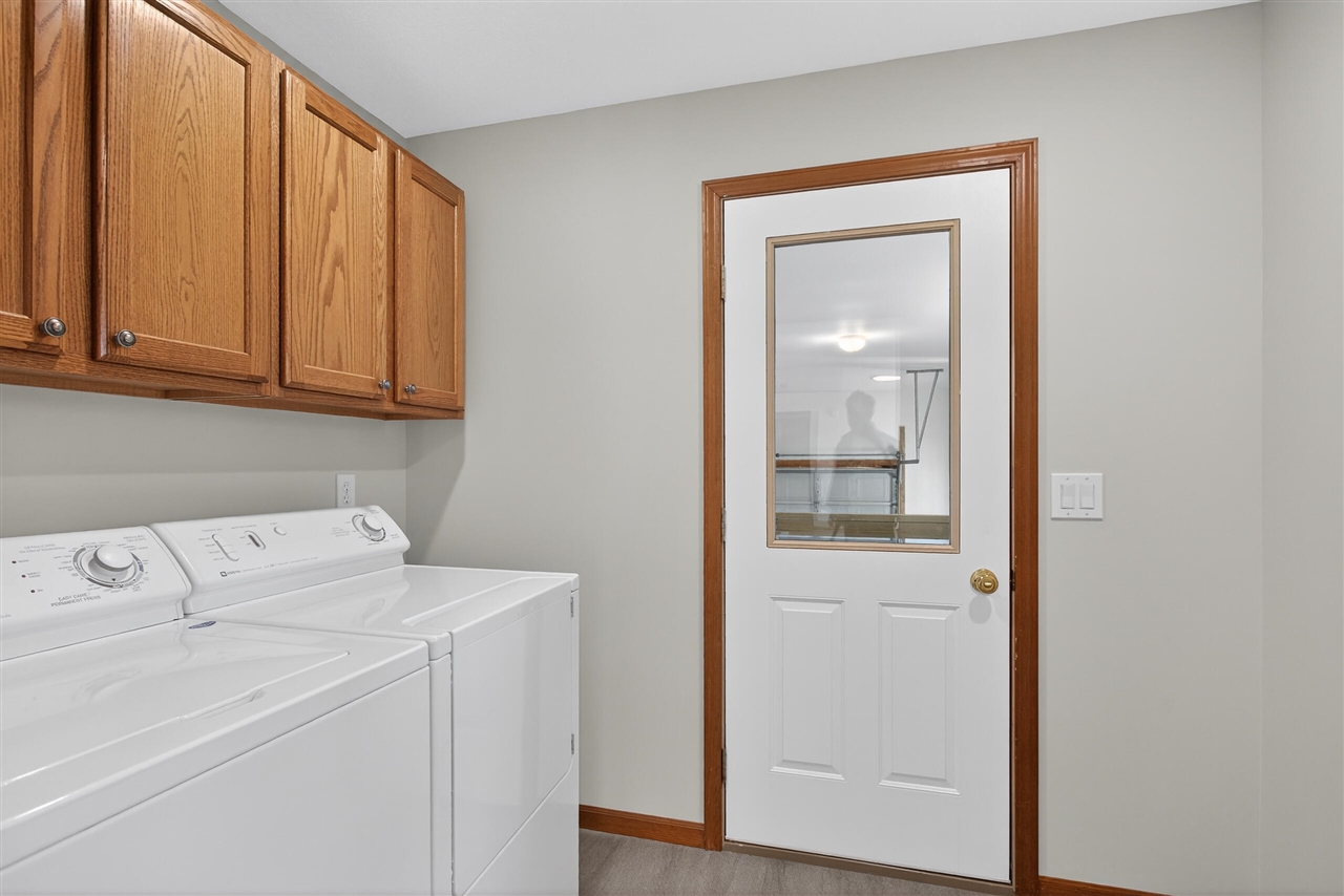 5452 Oakpoint Road, Jackson, MI, 49201-7212