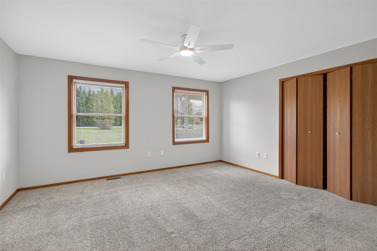 5452 Oakpoint Road, Jackson, MI, 49201-7212