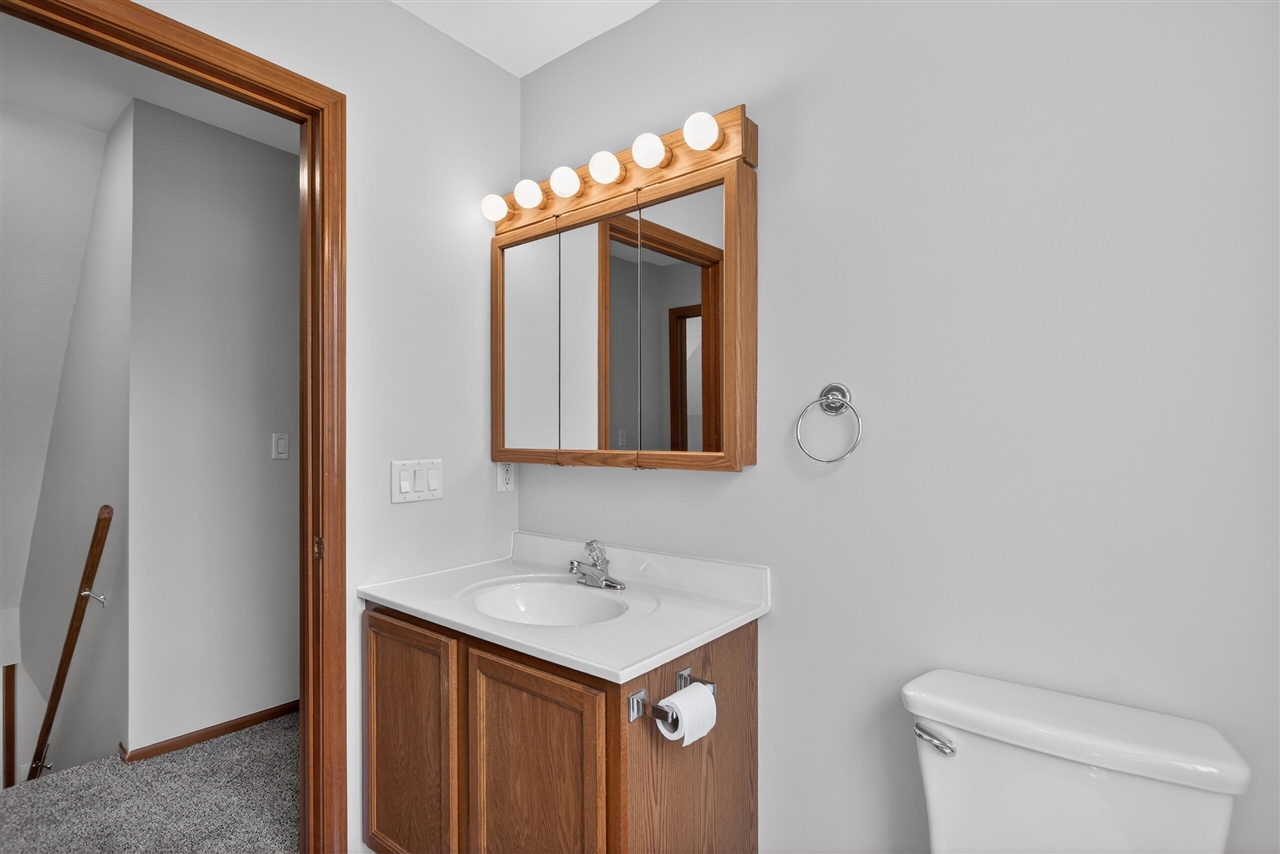 5452 Oakpoint Road, Jackson, MI, 49201-7212