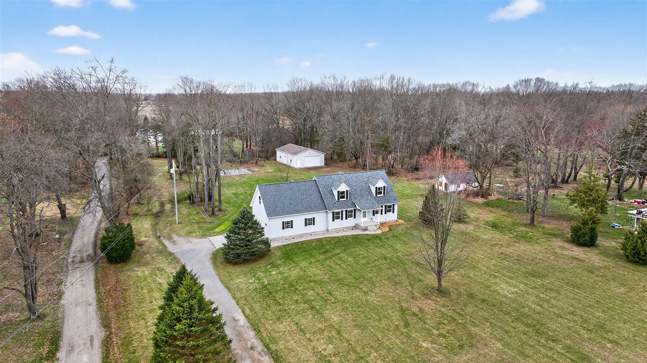 5452 Oakpoint Road, Jackson, MI, 49201-7212