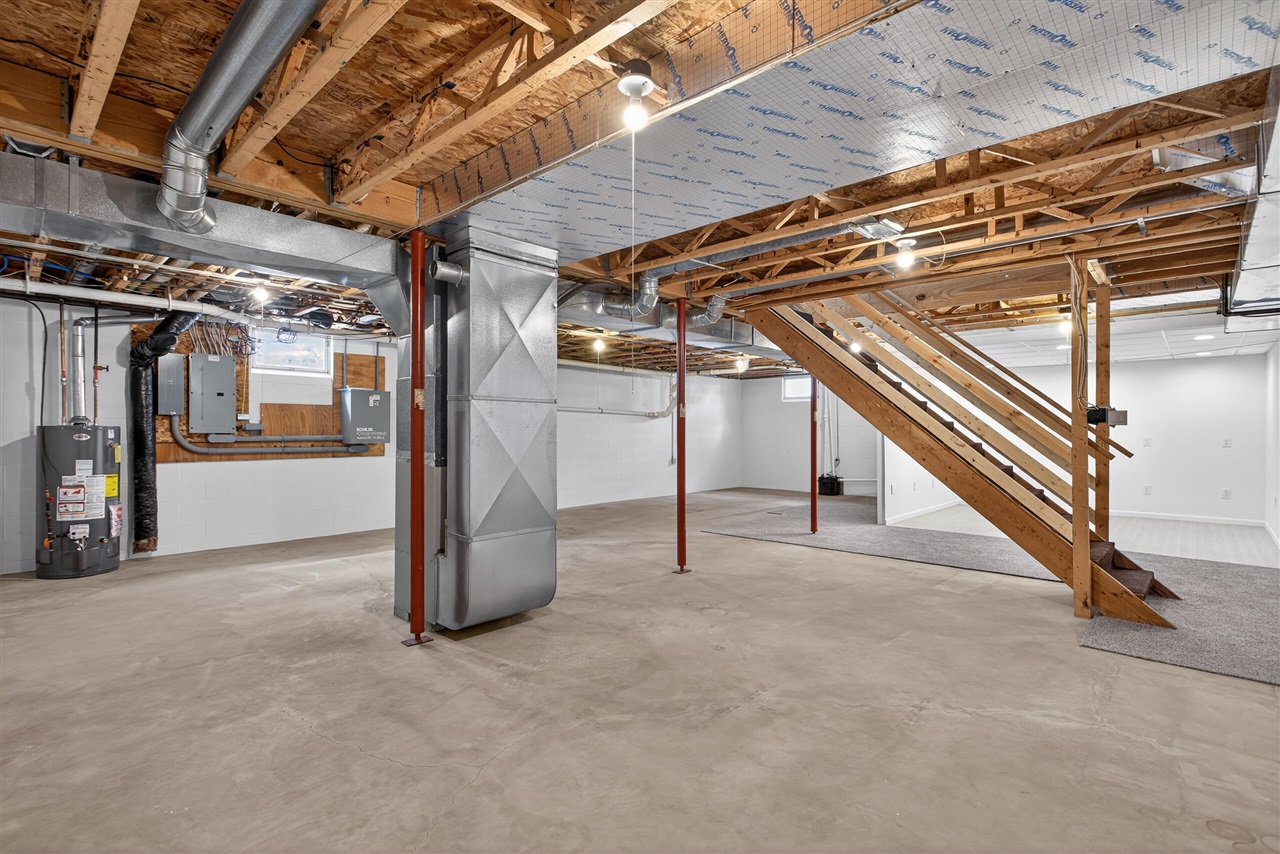 5452 Oakpoint Road, Jackson, MI, 49201-7212