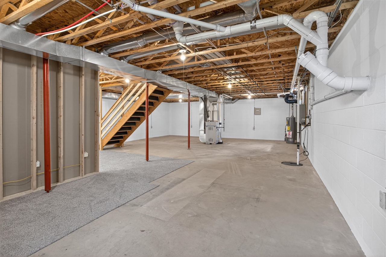 5452 Oakpoint Road, Jackson, MI, 49201-7212