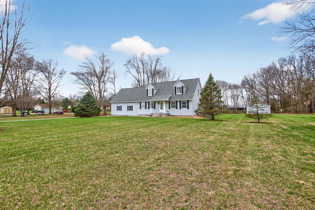 5452 Oakpoint Road, Jackson, MI, 49201-7212