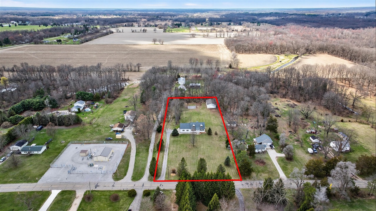 5452 Oakpoint Road, Jackson, MI, 49201-7212