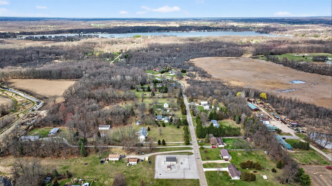 5452 Oakpoint Road, Jackson, MI, 49201-7212