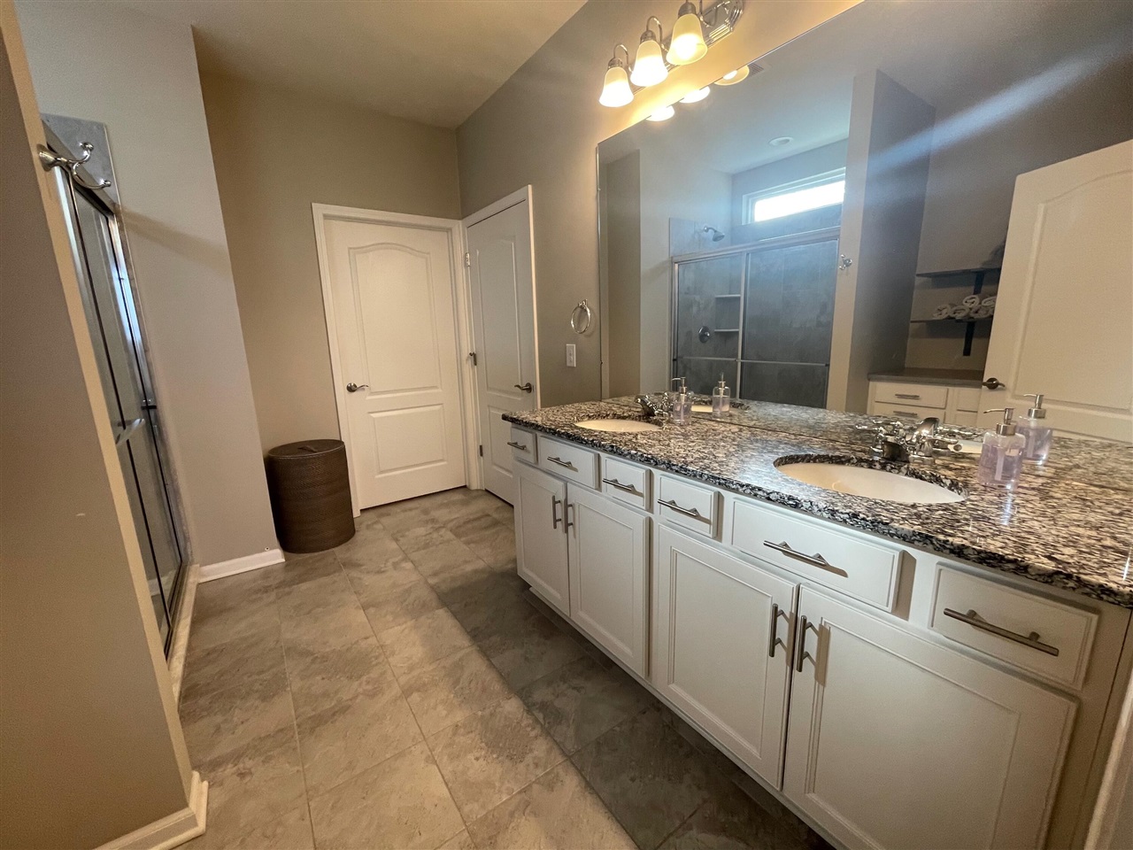 1352 Nuthatch Lane, Lake Orion, MI, 48360