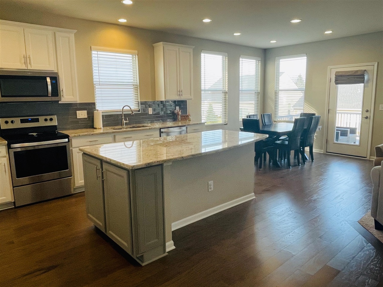 1352 Nuthatch Lane, Lake Orion, MI, 48360