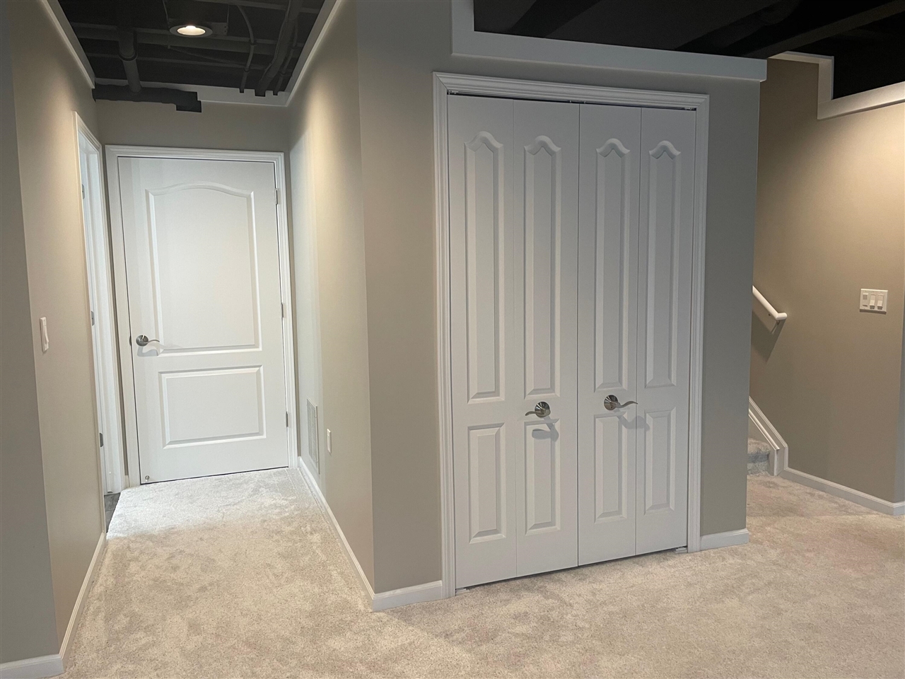 1352 Nuthatch Lane, Lake Orion, MI, 48360