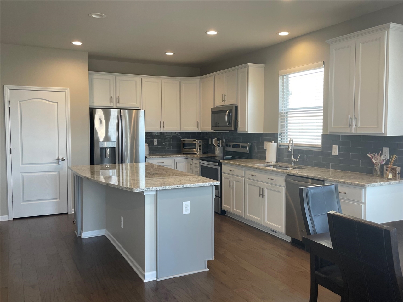 1352 Nuthatch Lane, Lake Orion, MI, 48360