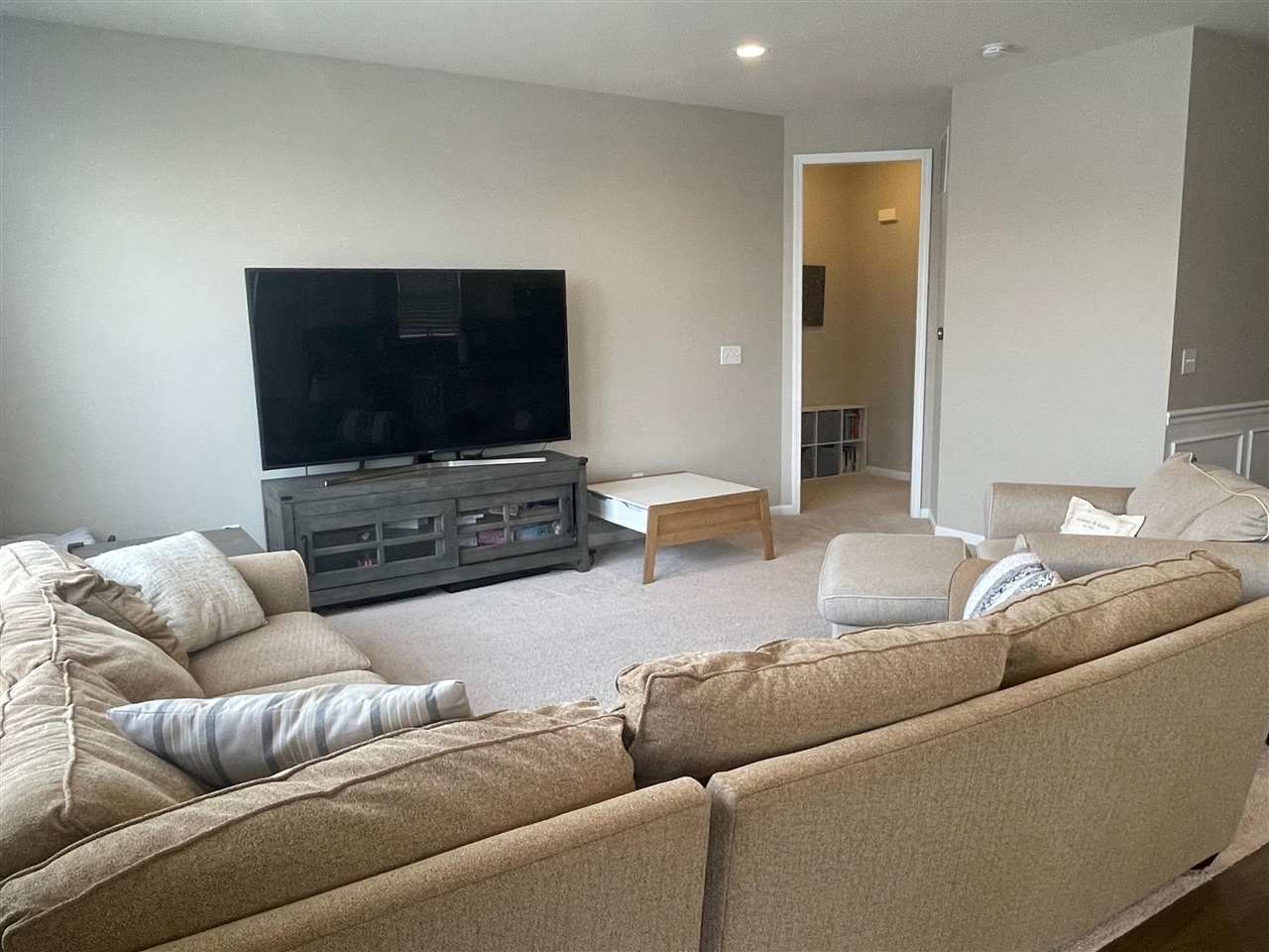 1352 Nuthatch Lane, Lake Orion, MI, 48360