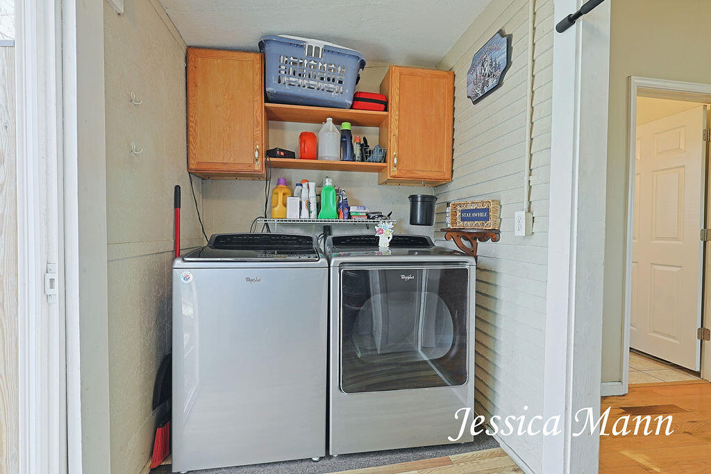 990 W Laketon Avenue, Muskegon, MI, 49441-2967