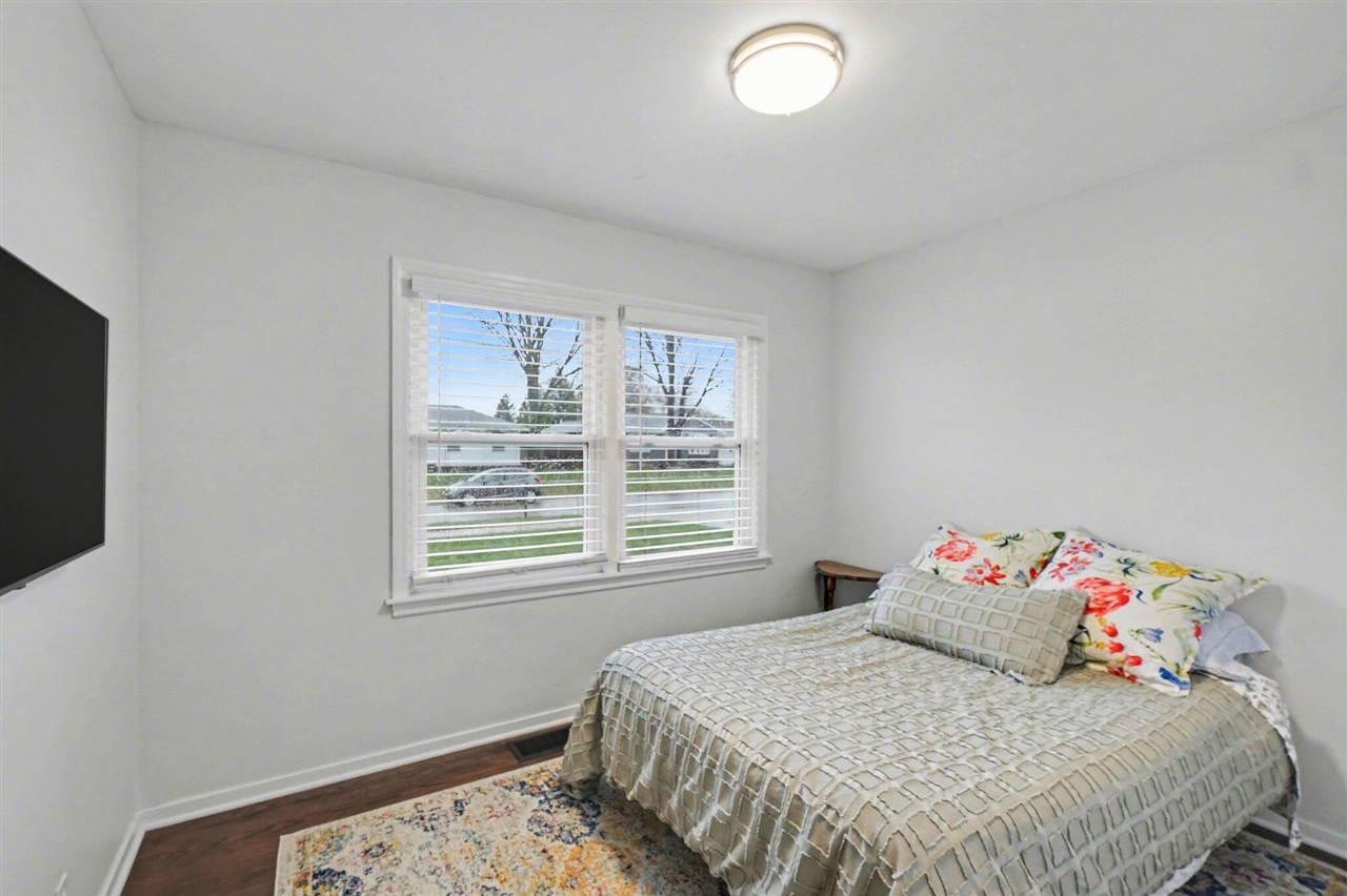 5057 Blaine Avenue, Grand Rapids, MI, 49508-4703