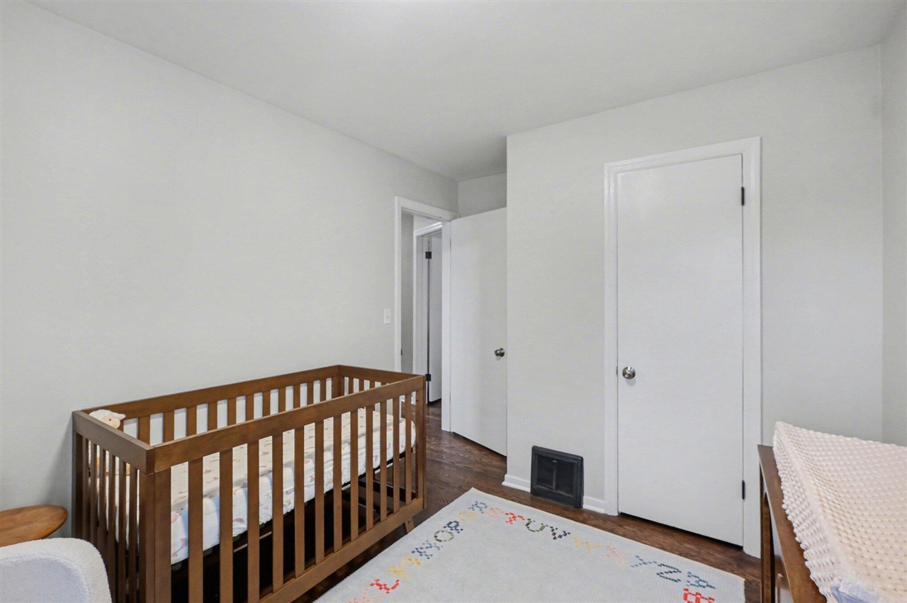 5057 Blaine Avenue, Grand Rapids, MI, 49508-4703