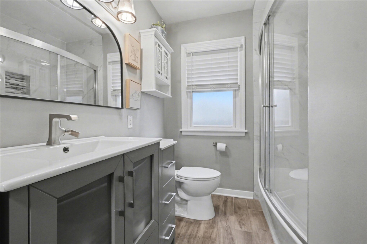 5057 Blaine Avenue, Grand Rapids, MI, 49508-4703