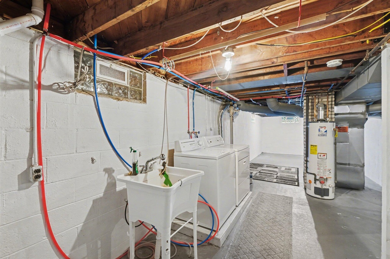 5057 Blaine Avenue, Grand Rapids, MI, 49508-4703