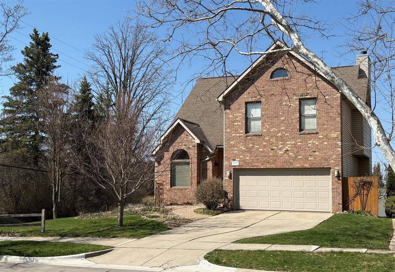 2036 Suffolk Avenue, Ann Arbor, MI, 48103-5022