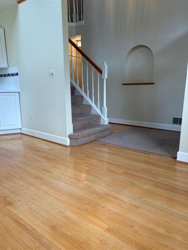 2036 Suffolk Avenue, Ann Arbor, MI, 48103-5022