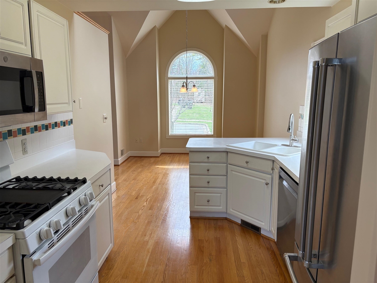 2036 Suffolk Avenue, Ann Arbor, MI, 48103-5022