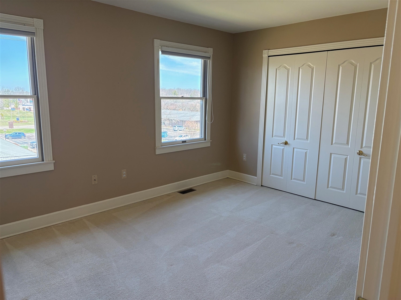 2036 Suffolk Avenue, Ann Arbor, MI, 48103-5022