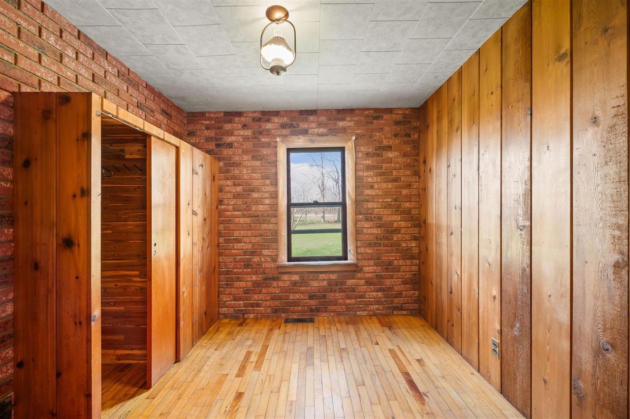 55796 92nd Avenue, Dowagiac, MI, 49047-9511