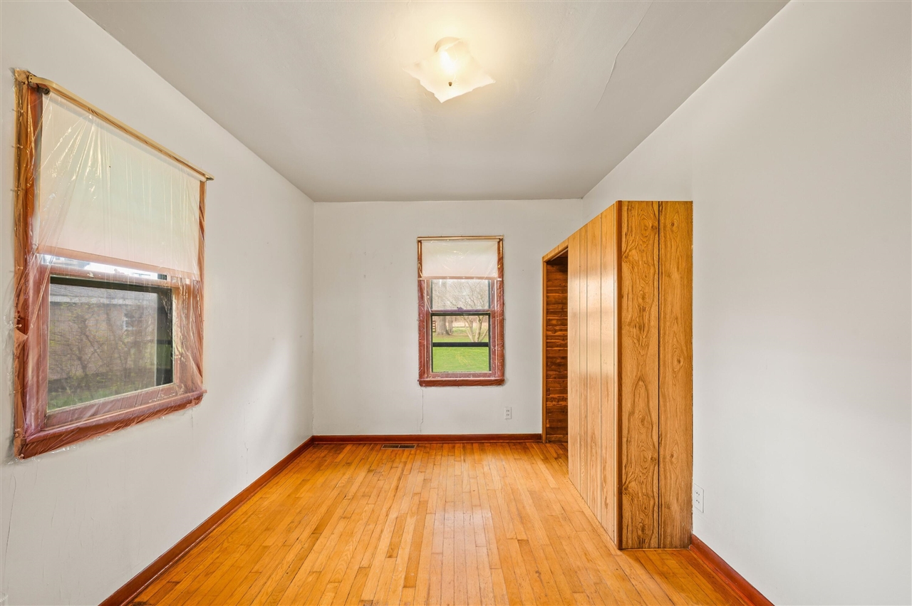 55796 92nd Avenue, Dowagiac, MI, 49047-9511