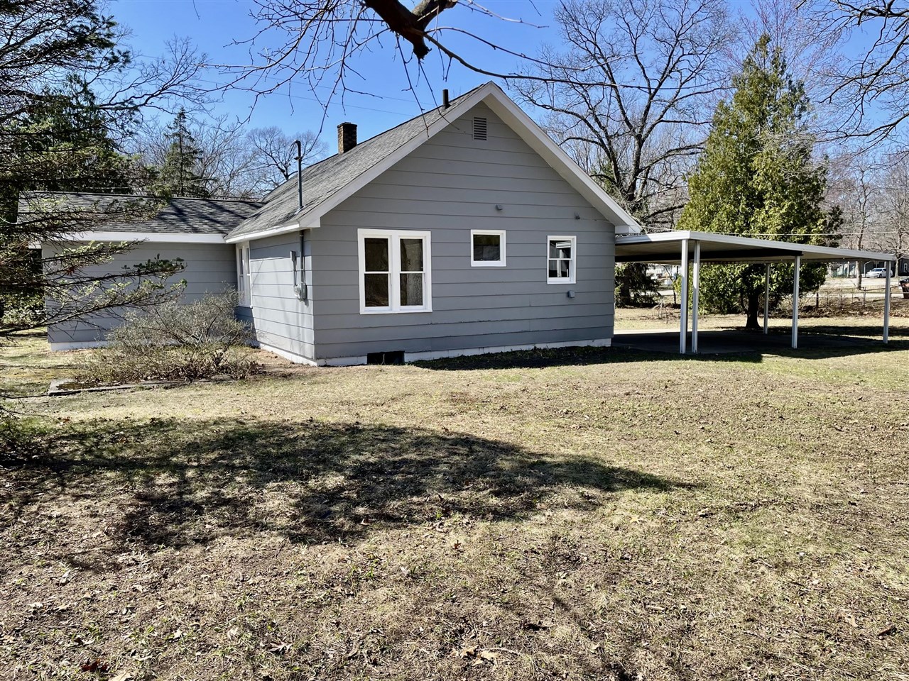 3104 Stratford Street, Norton Shores, MI, 49444-3250