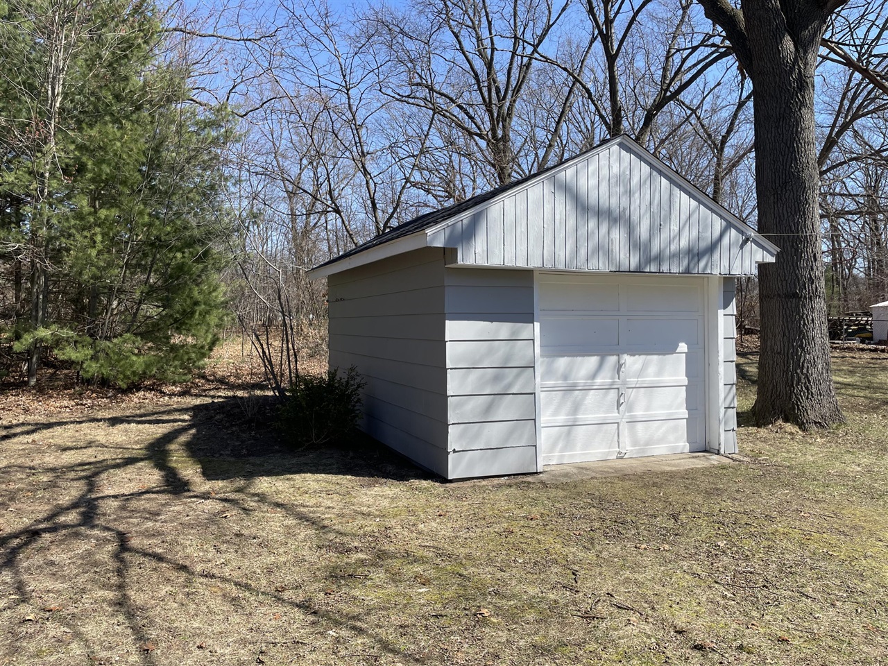 3104 Stratford Street, Norton Shores, MI, 49444-3250