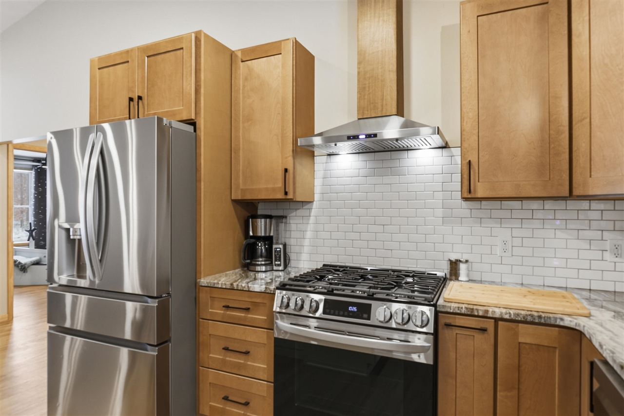 12793 60th Avenue, Mecosta, MI, 49332-9628