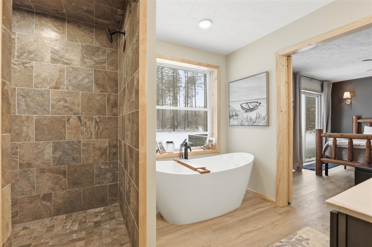 12793 60th Avenue, Mecosta, MI, 49332-9628