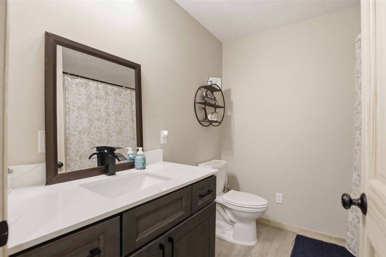 12793 60th Avenue, Mecosta, MI, 49332-9628