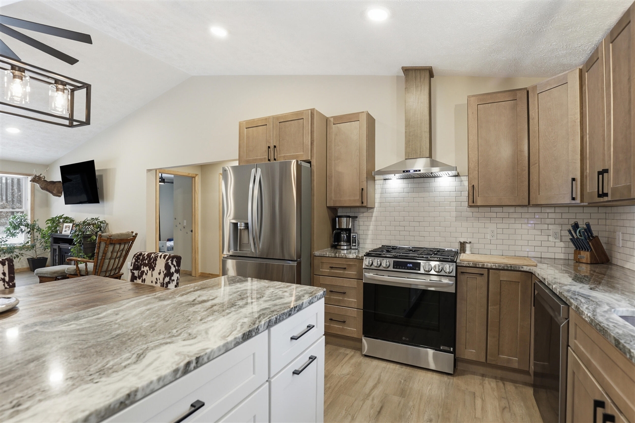 12793 60th Avenue, Mecosta, MI, 49332-9628