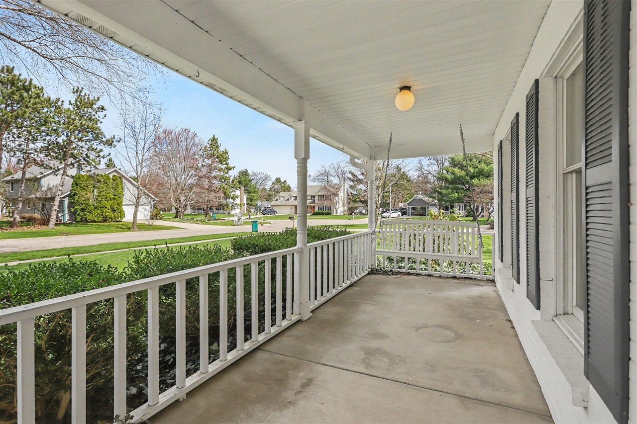 3003 Lost Pine Way, Portage, MI, 49024-8400