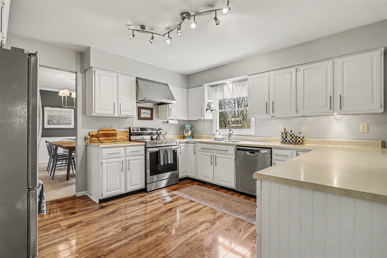 3003 Lost Pine Way, Portage, MI, 49024-8400