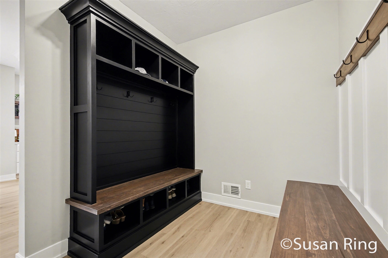 7290 Crossridge Drive, Grand Rapids, MI, 49512