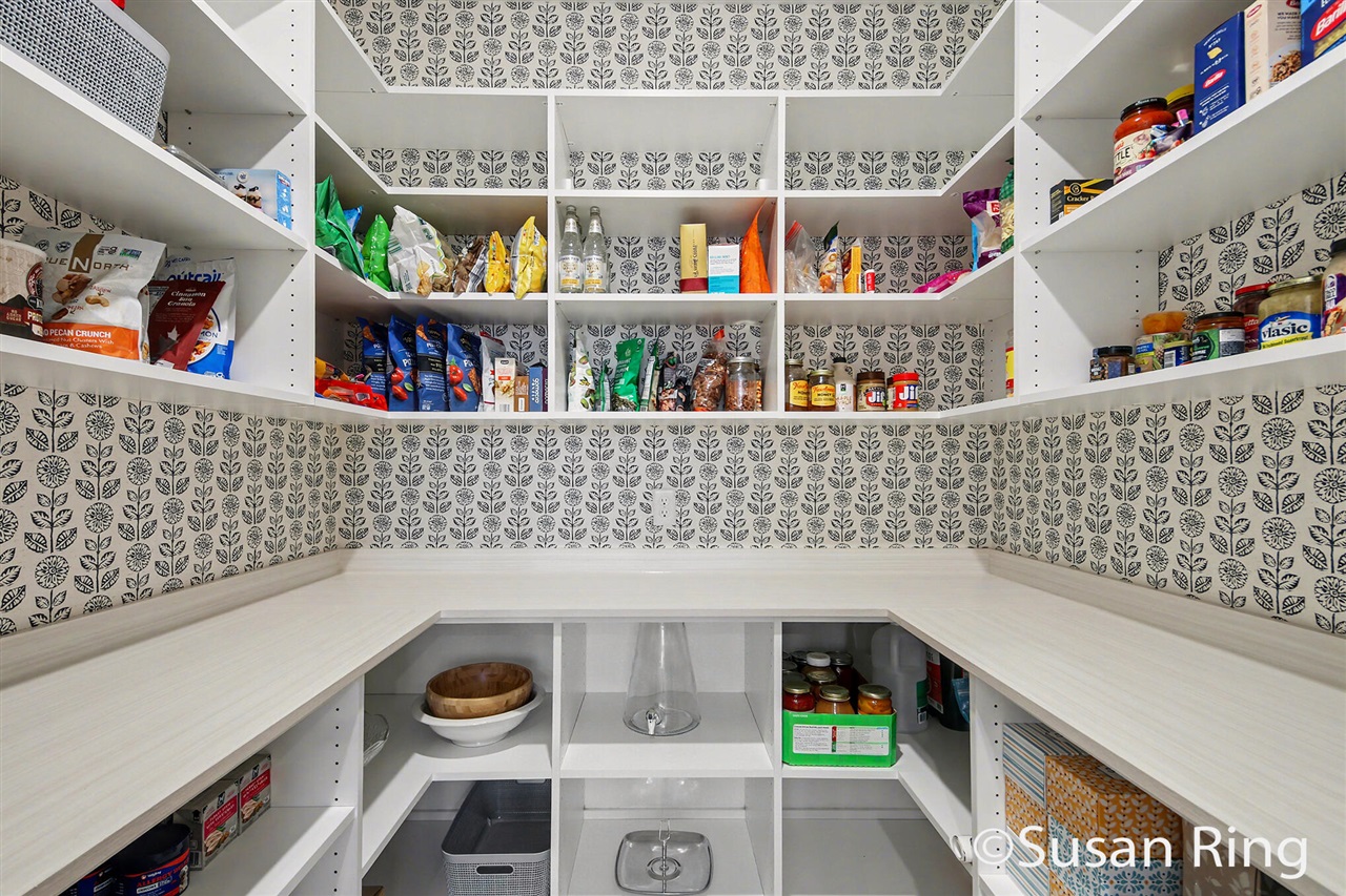 7290 Crossridge Drive, Grand Rapids, MI, 49512