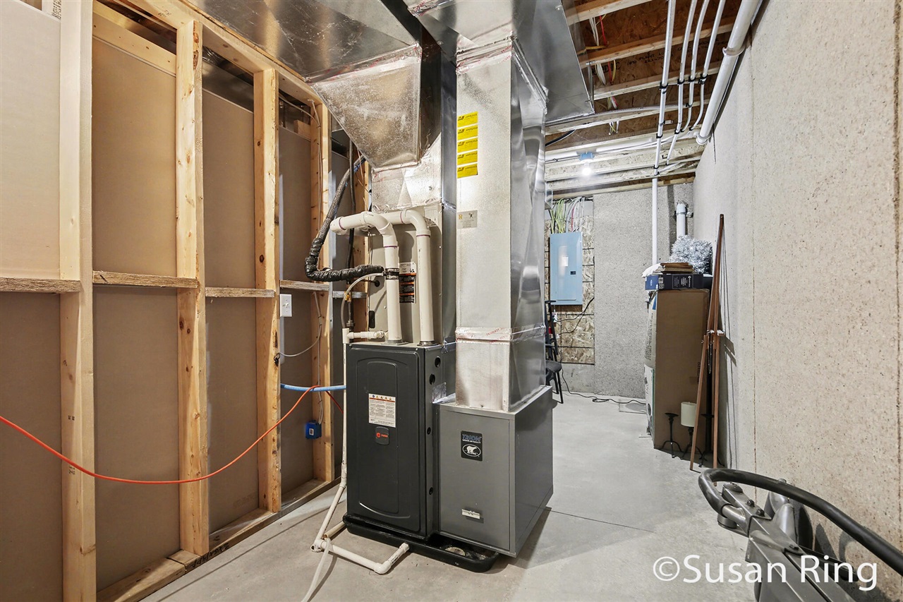 7290 Crossridge Drive, Grand Rapids, MI, 49512