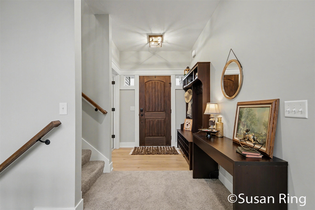 7290 Crossridge Drive, Grand Rapids, MI, 49512