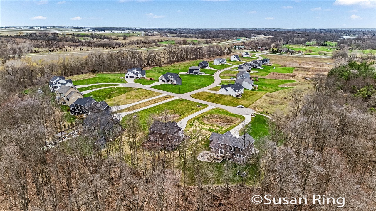 7290 Crossridge Drive, Grand Rapids, MI, 49512