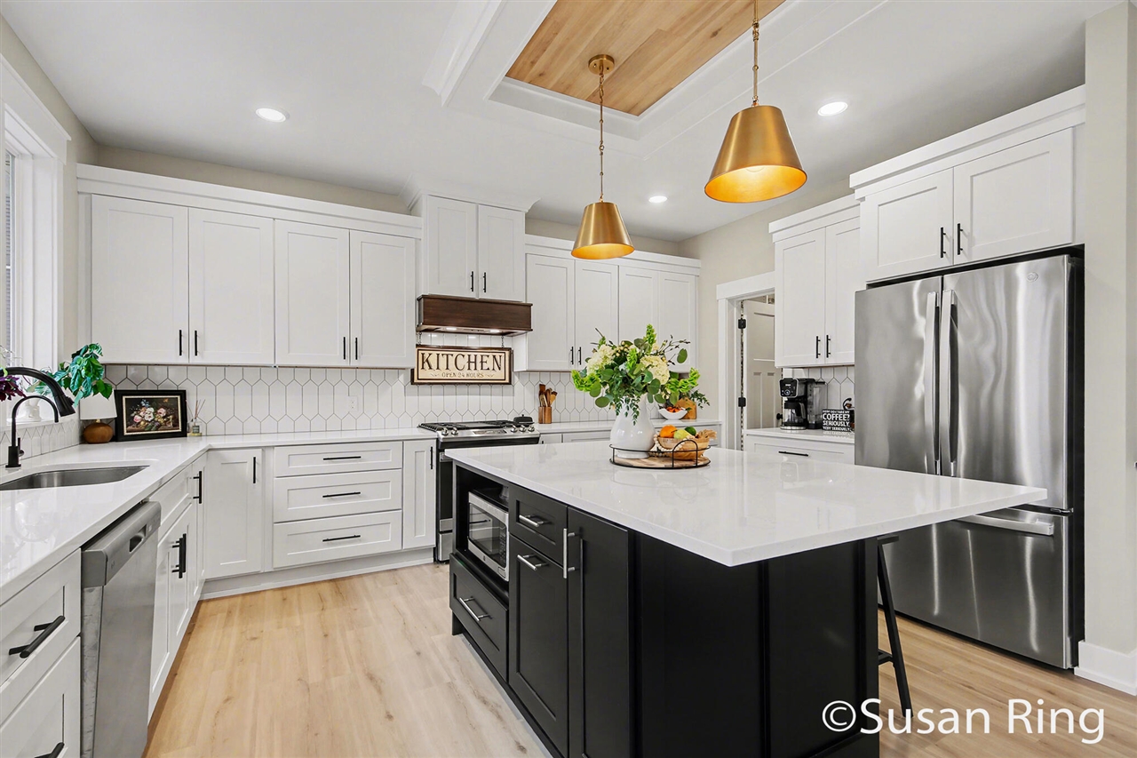 7290 Crossridge Drive, Grand Rapids, MI, 49512