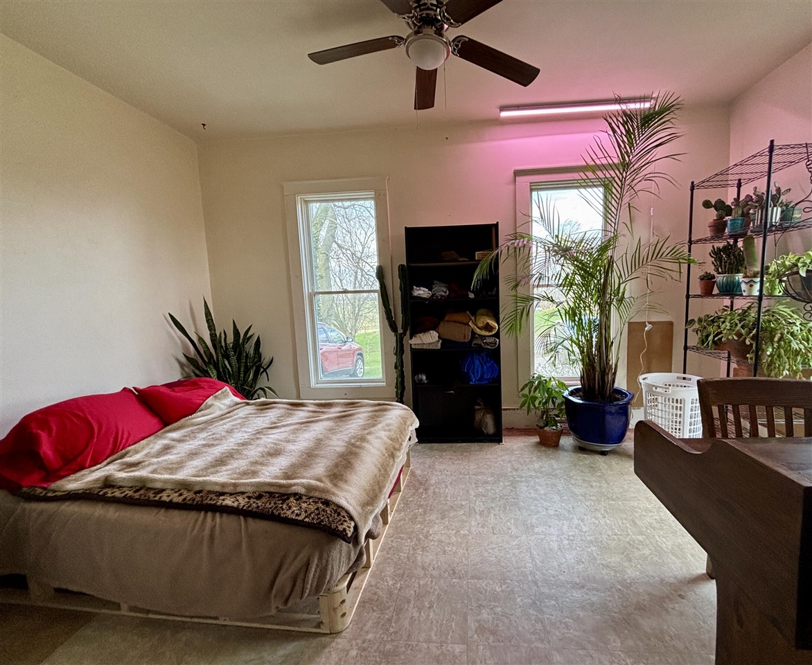 1652 Olive Branch Road, Galien, MI, 49113-9604