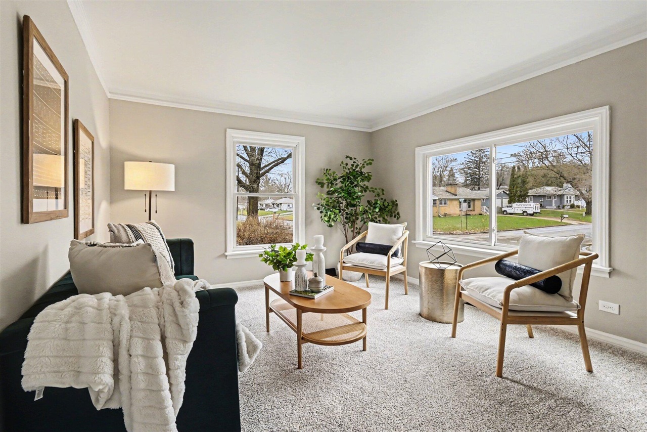 348 W State Road, Hastings, MI, 49058-1129