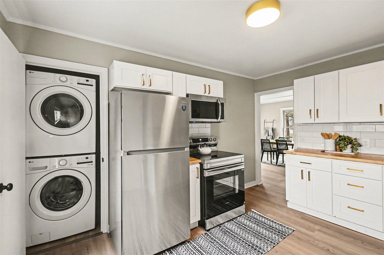 348 W State Road, Hastings, MI, 49058-1129