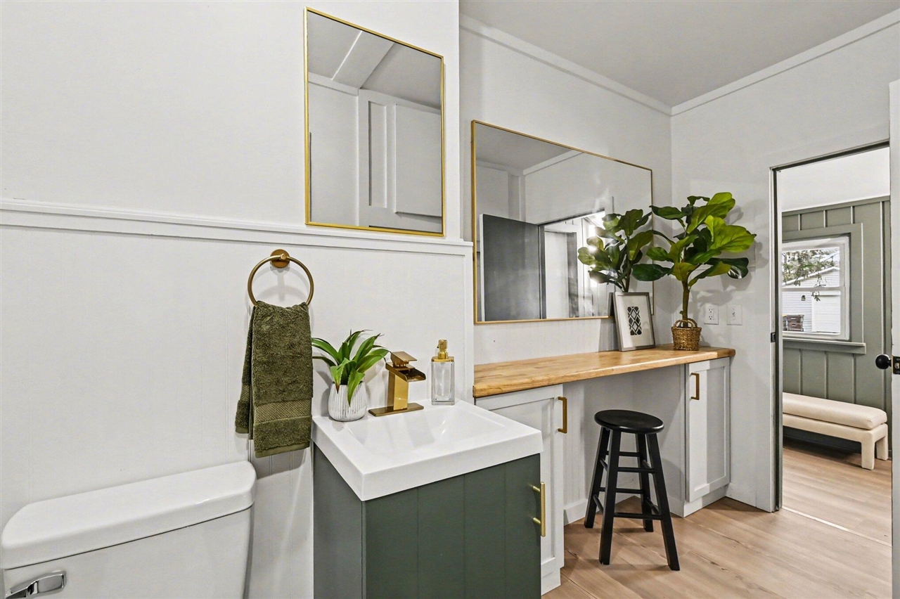 348 W State Road, Hastings, MI, 49058-1129