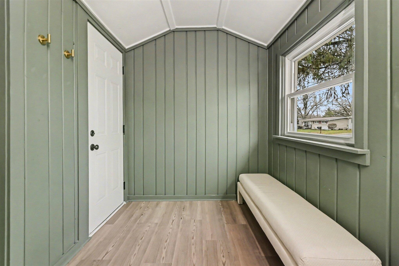 348 W State Road, Hastings, MI, 49058-1129