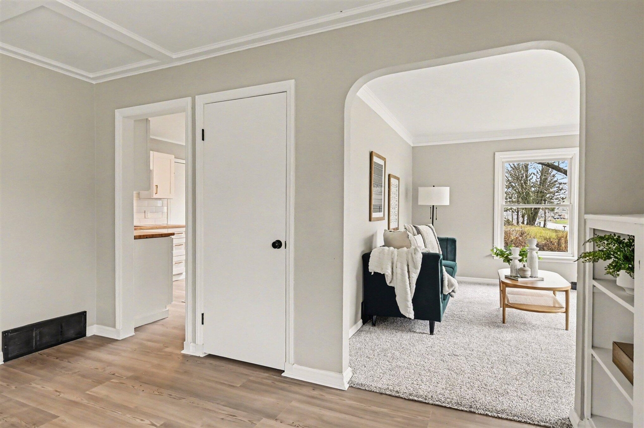 348 W State Road, Hastings, MI, 49058-1129